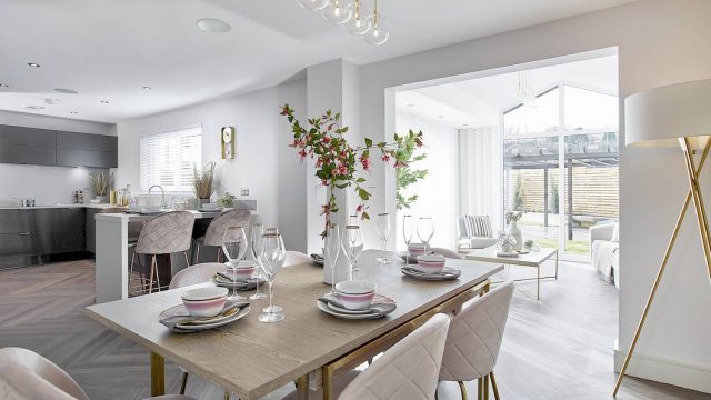 table arrangement airy living space